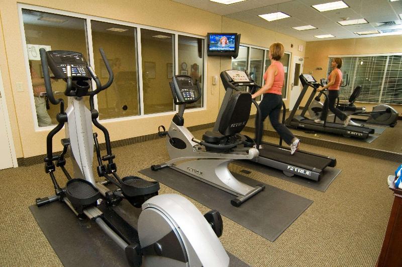 Hampton Inn Easton image