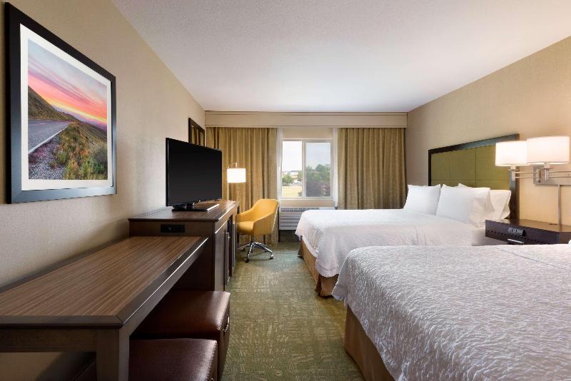 Hampton Inn Gillette photo 22