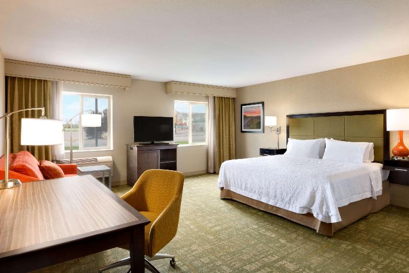 Hampton Inn Gillette image