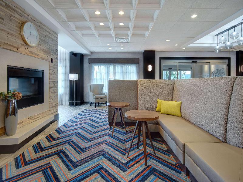Hampton Inn & Suites Yonkers image