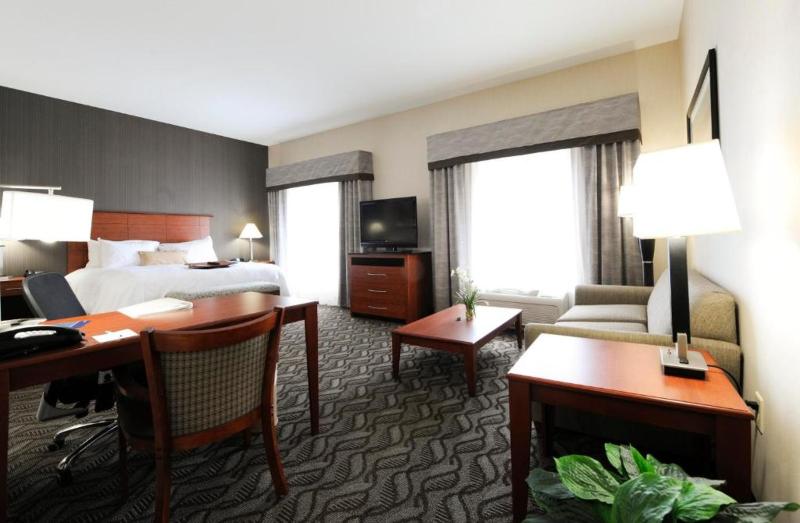 Hampton Inn & Suites By Hilton Craig image