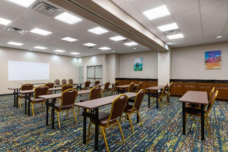 Hampton Inn & Suites Woodward image