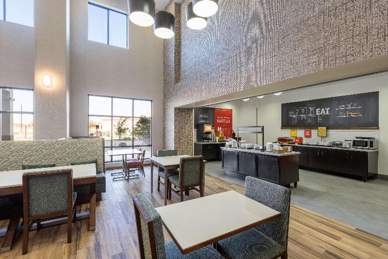 Hampton Inn & Suites Woodward image