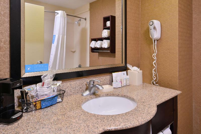 Hampton Inn & Suites Woodward image