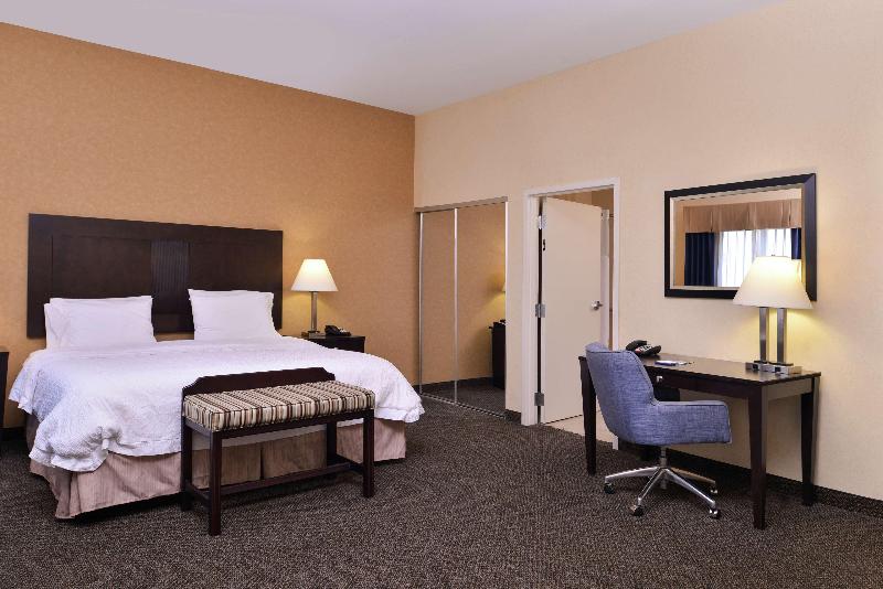 Hampton Inn & Suites Woodward image