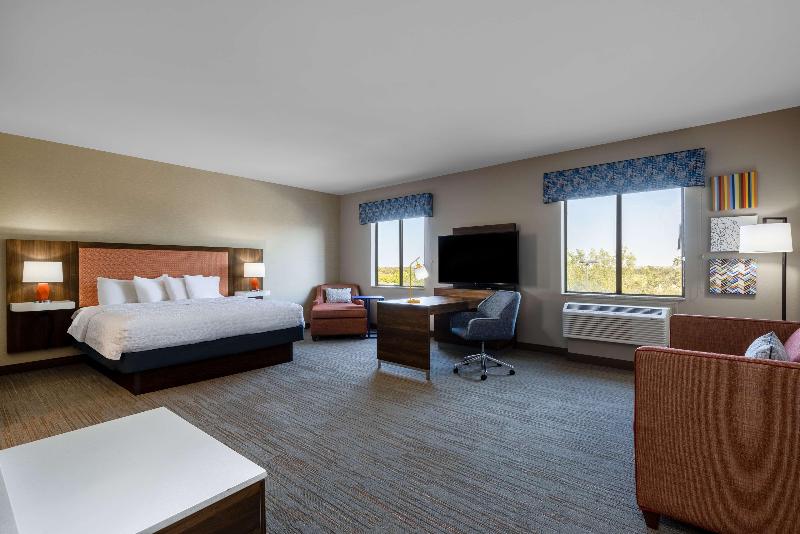 Hampton Inn & Suites Woodward image