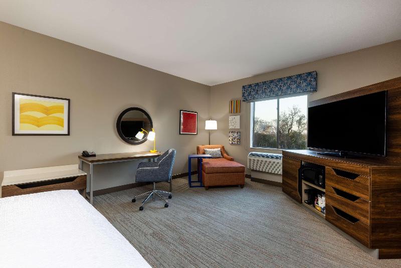 Hampton Inn & Suites Woodward image