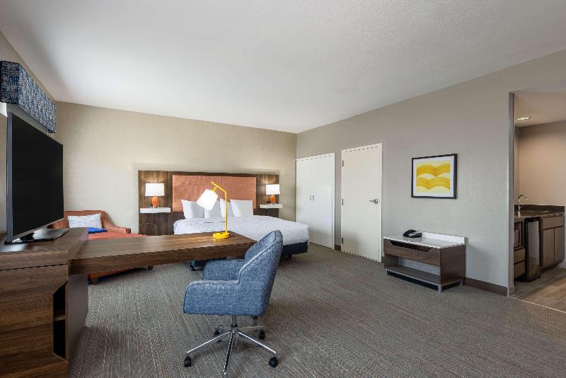 Hampton Inn & Suites Woodward image