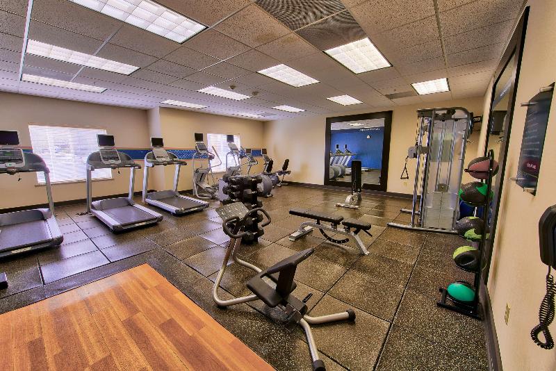 Hampton Inn & Suites Ridgecrest image