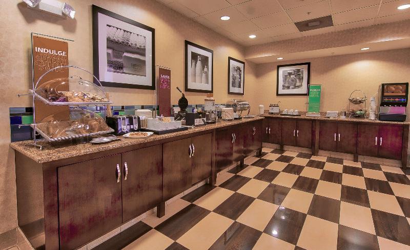Hampton Inn & Suites Ridgecrest image