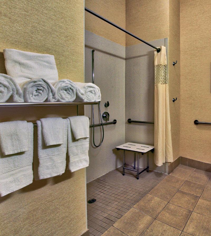 Hampton Inn & Suites Ridgecrest image