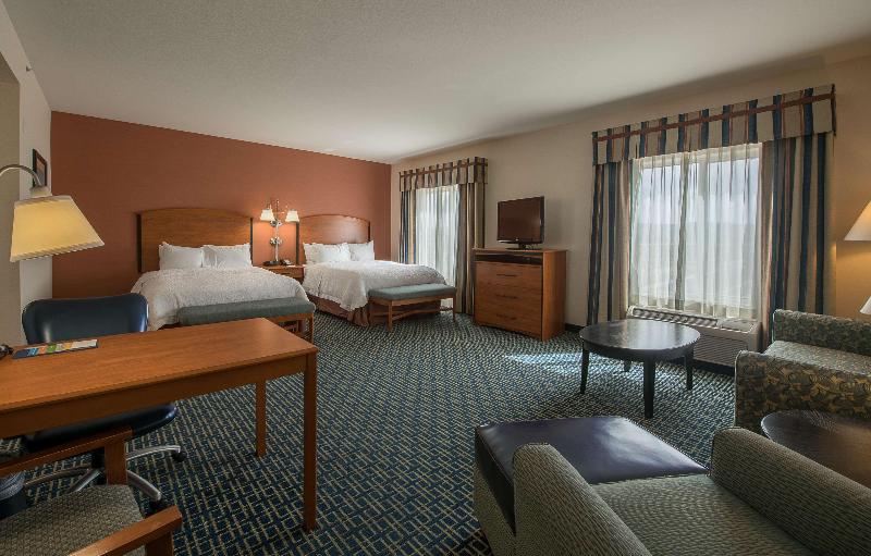Hampton Inn & Suites Ridgecrest image