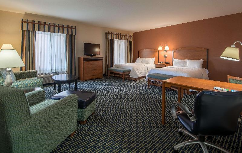 Hampton Inn & Suites Ridgecrest image