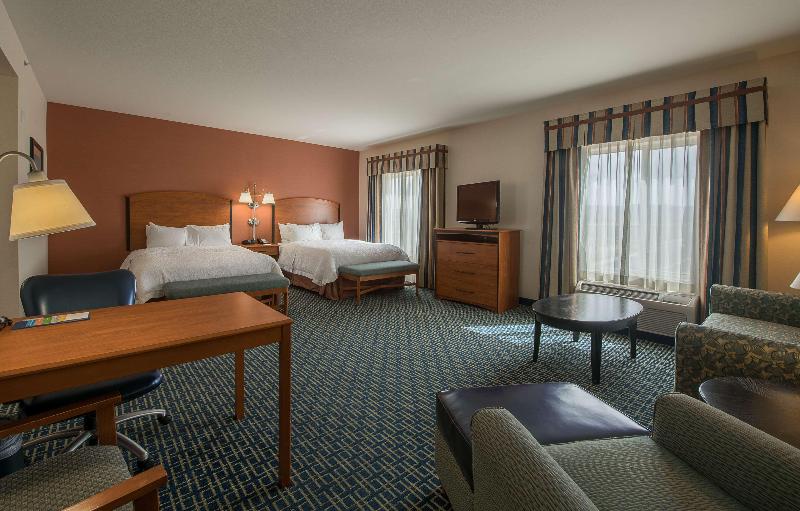 Hampton Inn & Suites Ridgecrest image