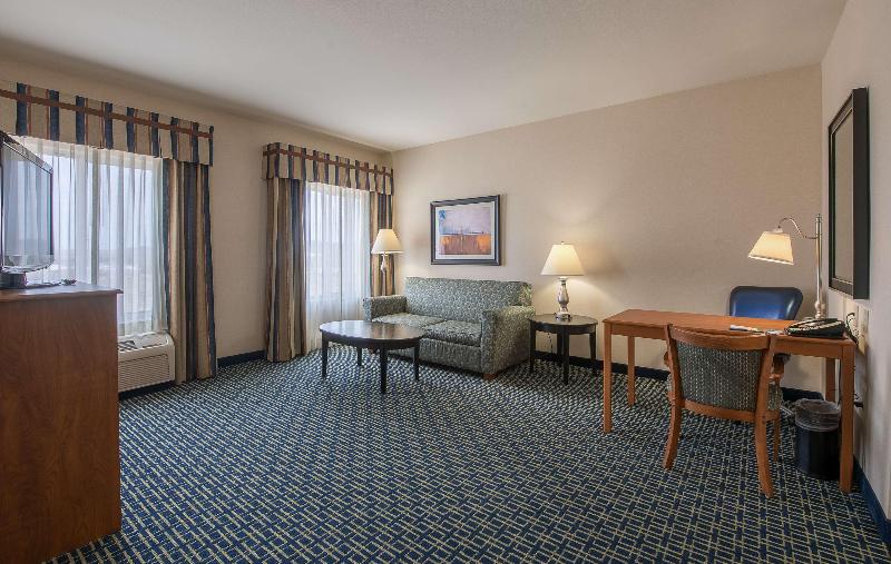 Hampton Inn & Suites Ridgecrest image