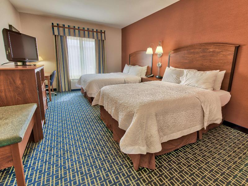 Hampton Inn & Suites Ridgecrest image