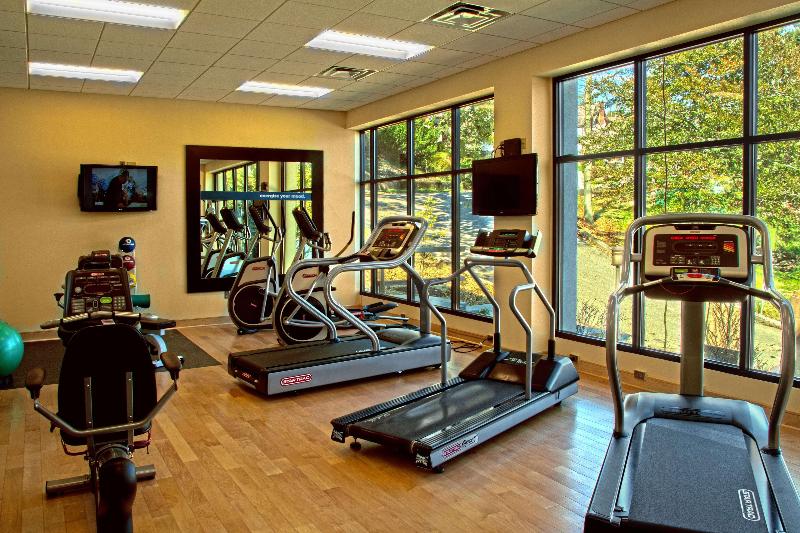 Hampton Inn Wheeling image 2