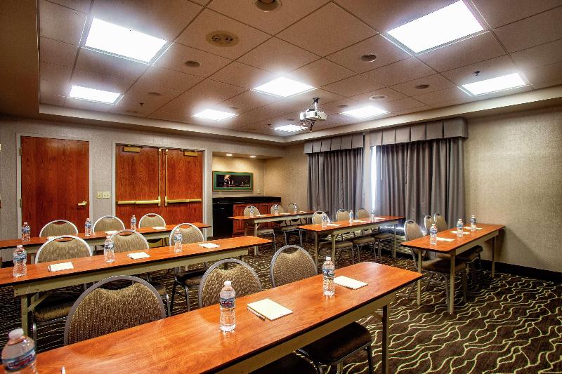 Hampton Inn Wheeling image