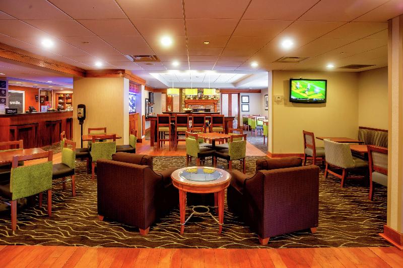 Hampton Inn Wheeling image