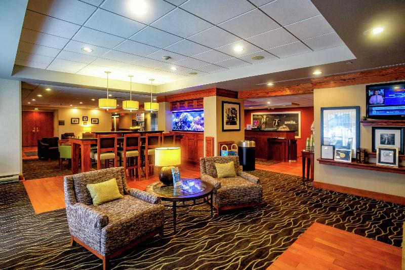 Hampton Inn Wheeling image