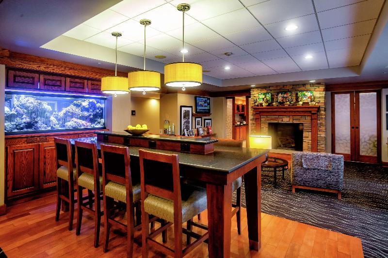 Hampton Inn Wheeling image