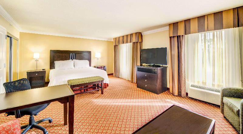 Hampton Inn & Suites Scottsboro image 2