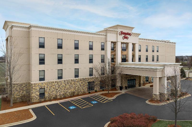 Hampton Inn Yorkville image
