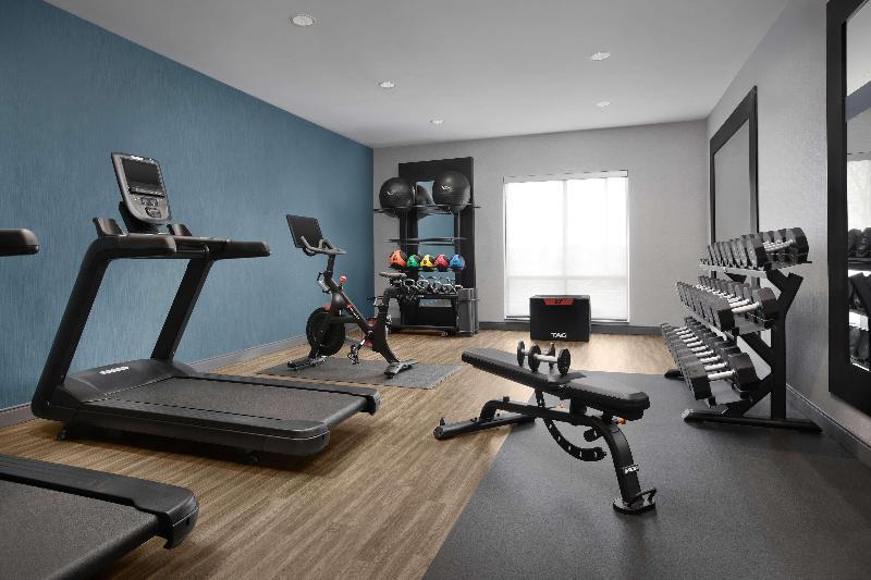 Hampton Inn Yorkville image