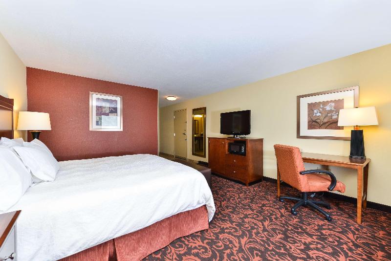 Hampton Inn Yorkville image