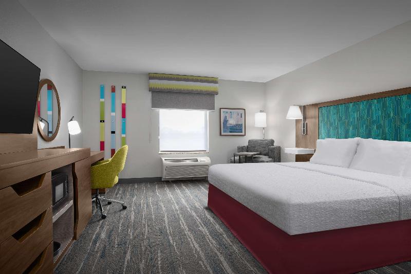 Hampton Inn Yorkville image