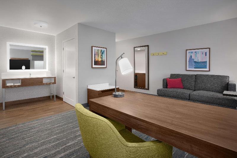 Hampton Inn Yorkville image