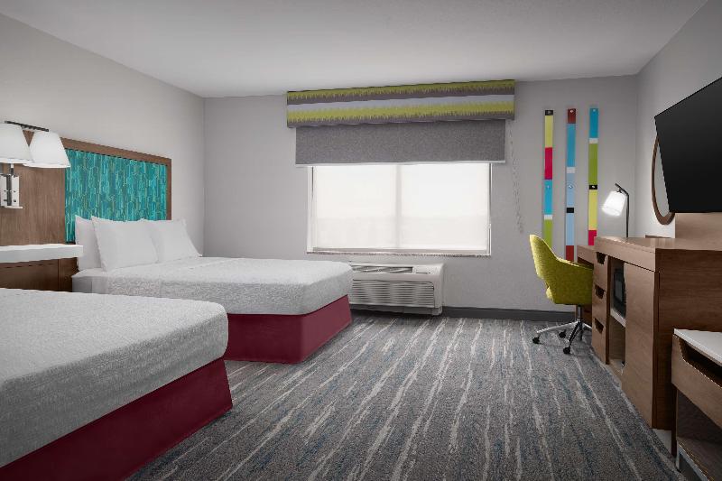 Hampton Inn Yorkville image