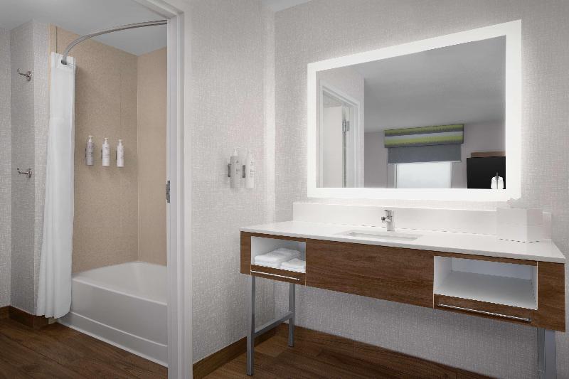 Hampton Inn Yorkville image