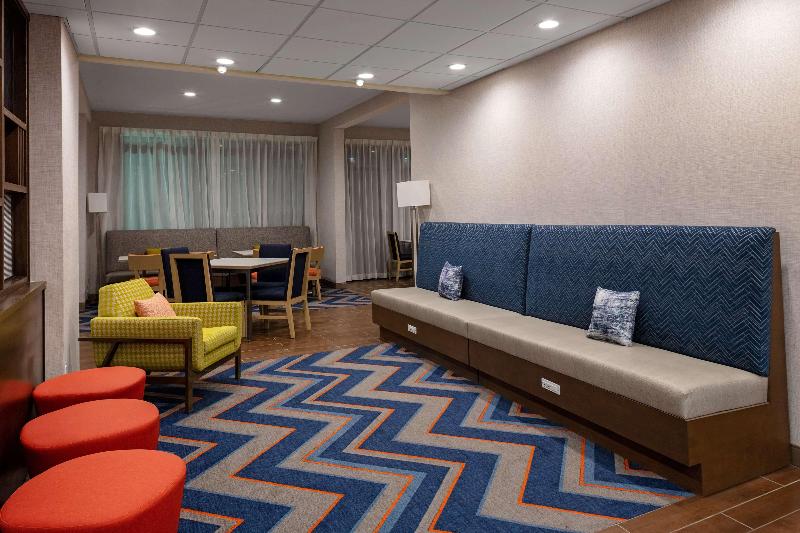 Hampton Inn Castle Rock image