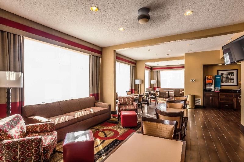 Hampton Inn Castle Rock image