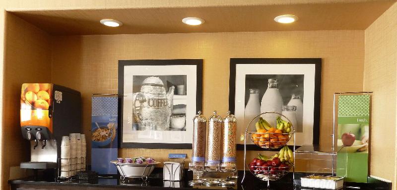 Hampton Inn Castle Rock image