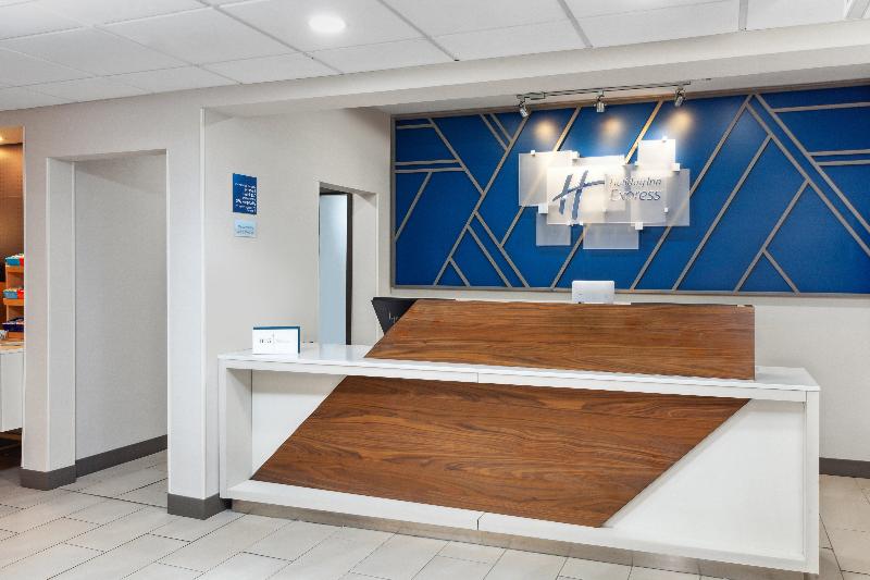 Holiday Inn Express Fremont image