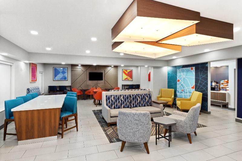 Holiday Inn Express Fremont image