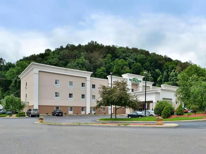 Wingate by Wyndham Steubenville image