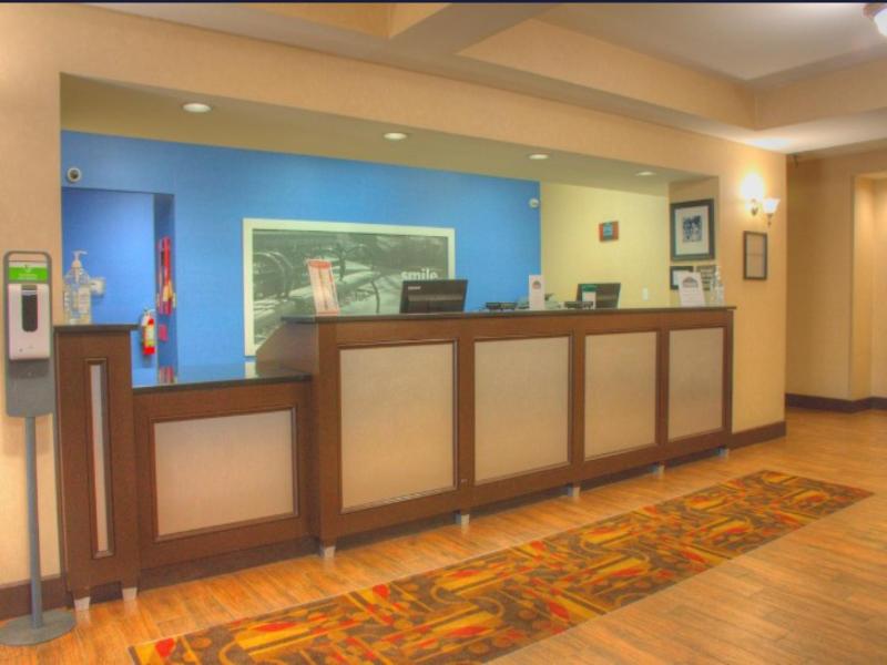 Wingate by Wyndham Steubenville image