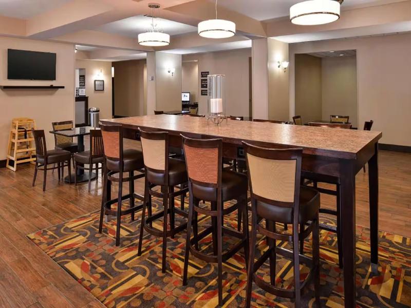 Wingate by Wyndham Steubenville image
