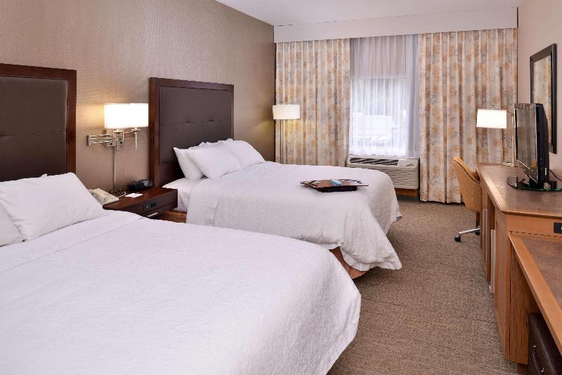 Wingate by Wyndham Steubenville image