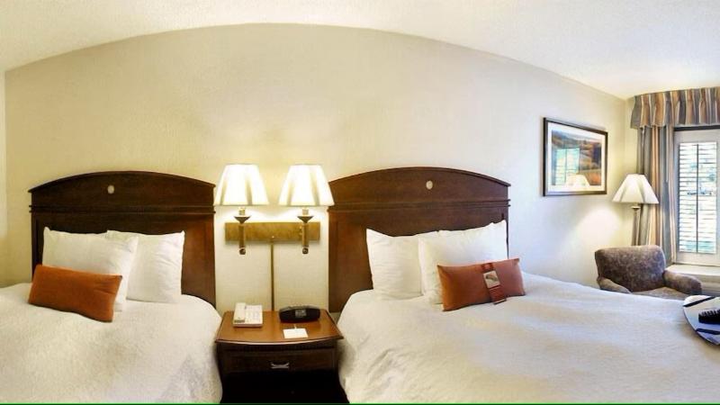 Hampton Inn Dalton image