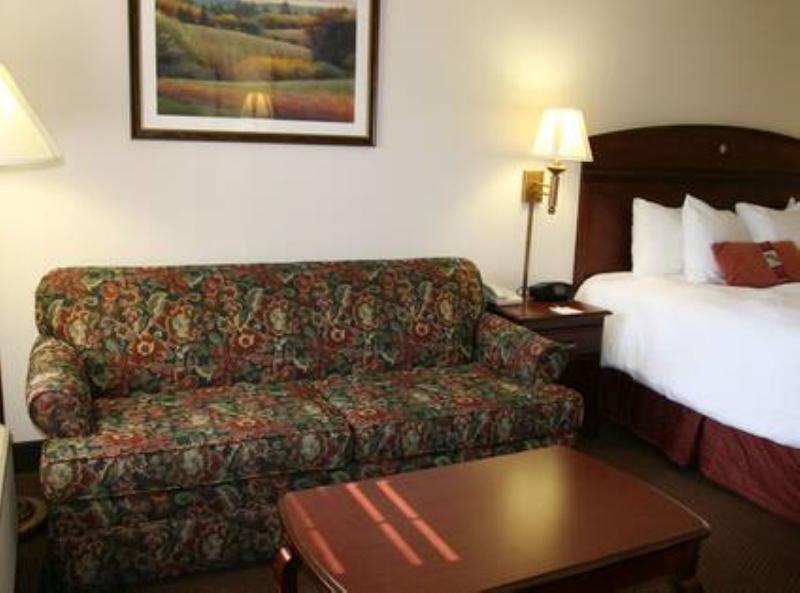 Hampton Inn Dalton image
