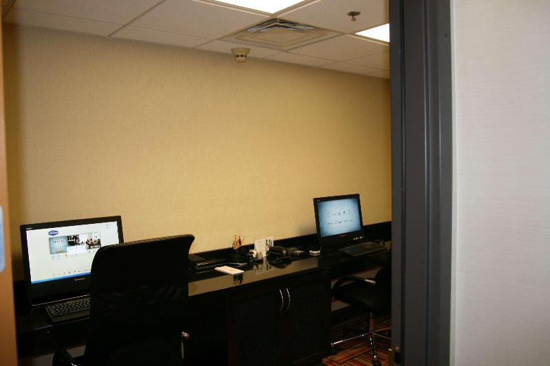 Hampton Inn Uniontown image