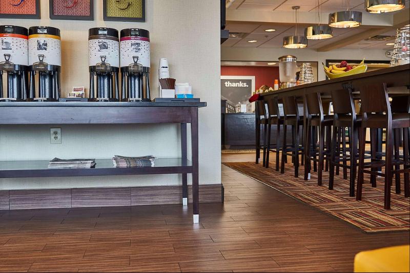 Hampton Inn Uniontown image
