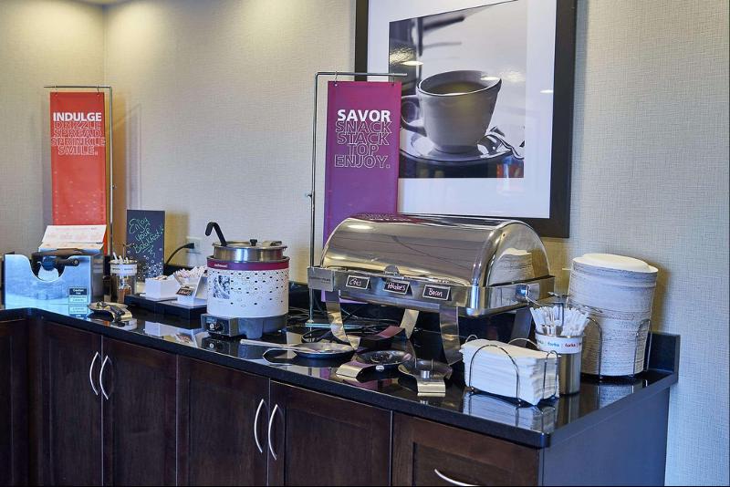 Hampton Inn Uniontown image