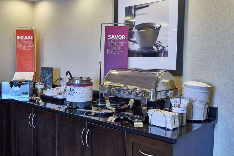 Hampton Inn Uniontown image