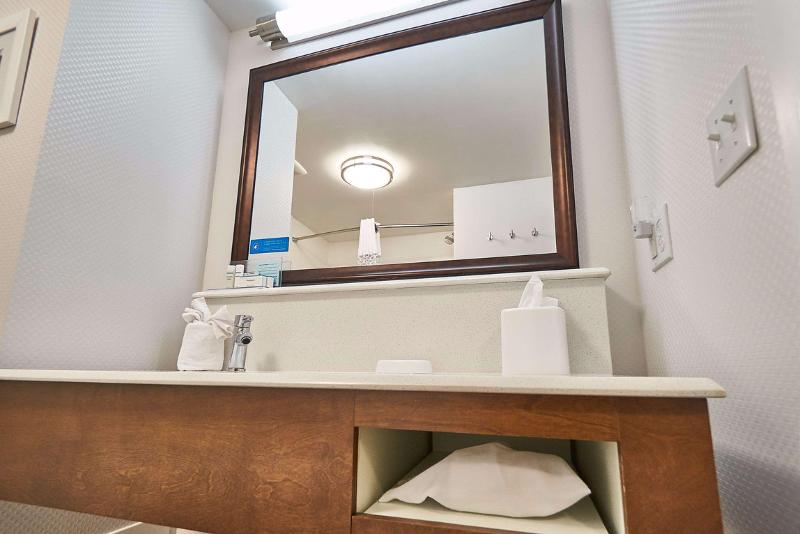 Hampton Inn Uniontown image