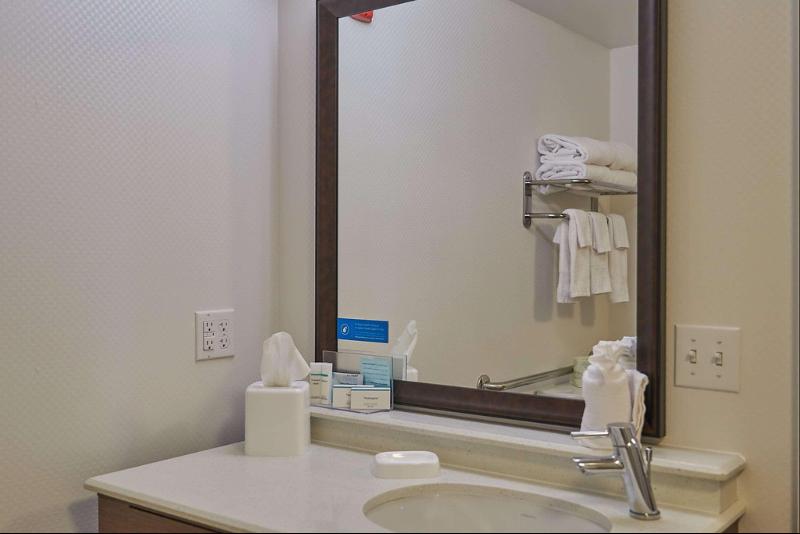 Hampton Inn Uniontown image